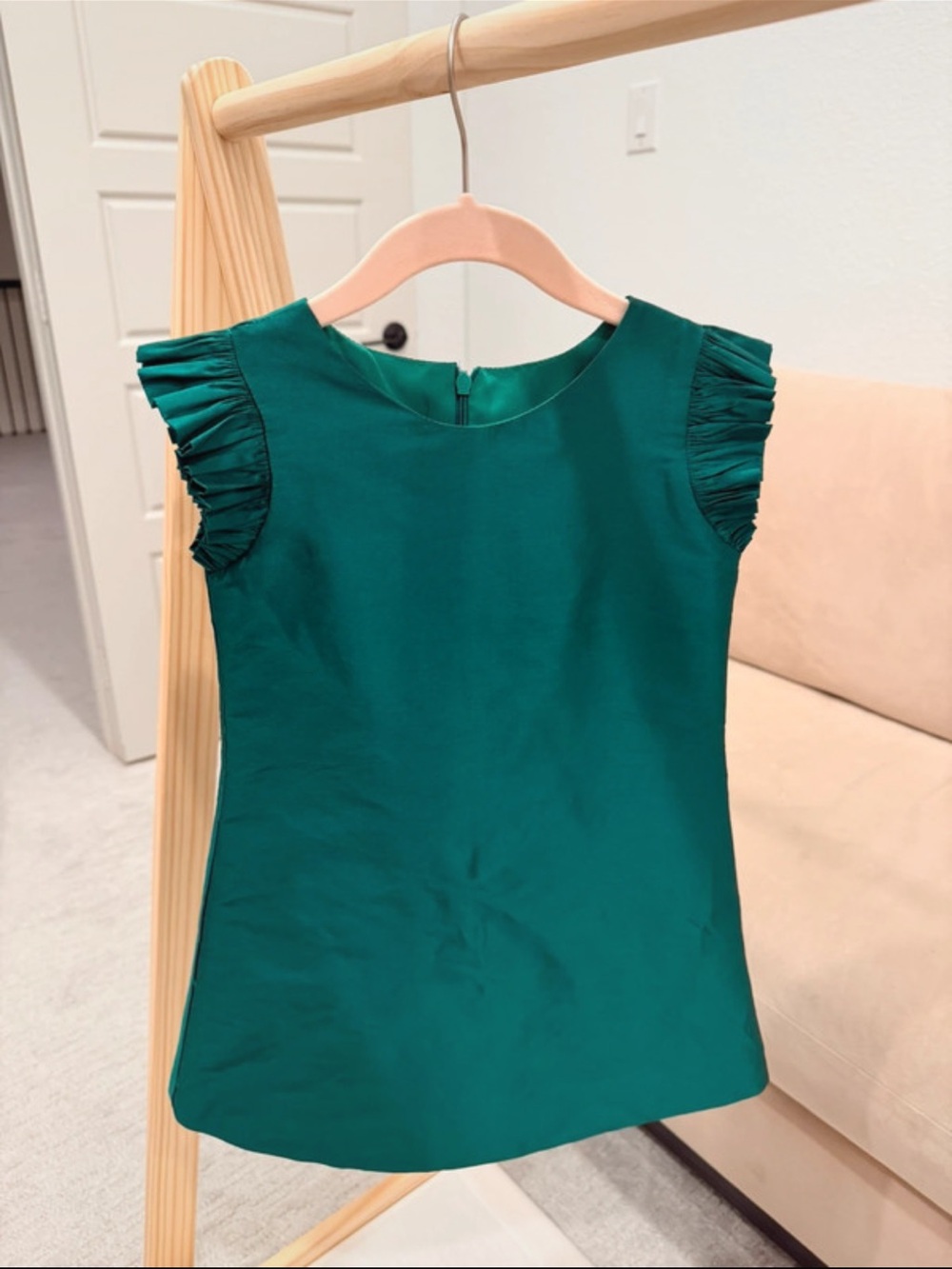 Green Girls' Pleated Sleeve Dress